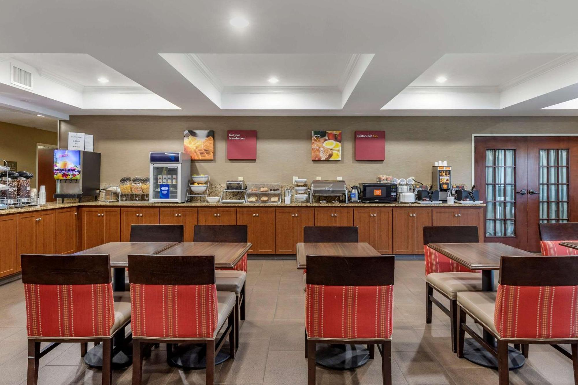 Comfort Suites Myrtle Beach Central Extérieur photo